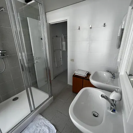 Apartman Chic & Cosy In 300m From Beach Free P In Street